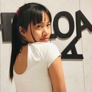 Meet your Posher, Rowena